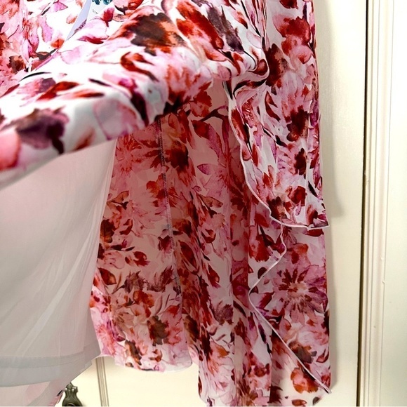 Simply Noelle Pops of Pink Loose Short Sleeve High Low Top - Picture 9 of 10